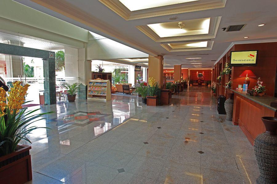 Semesta Heritage Hotel & Convention Semarang Exteriör bild