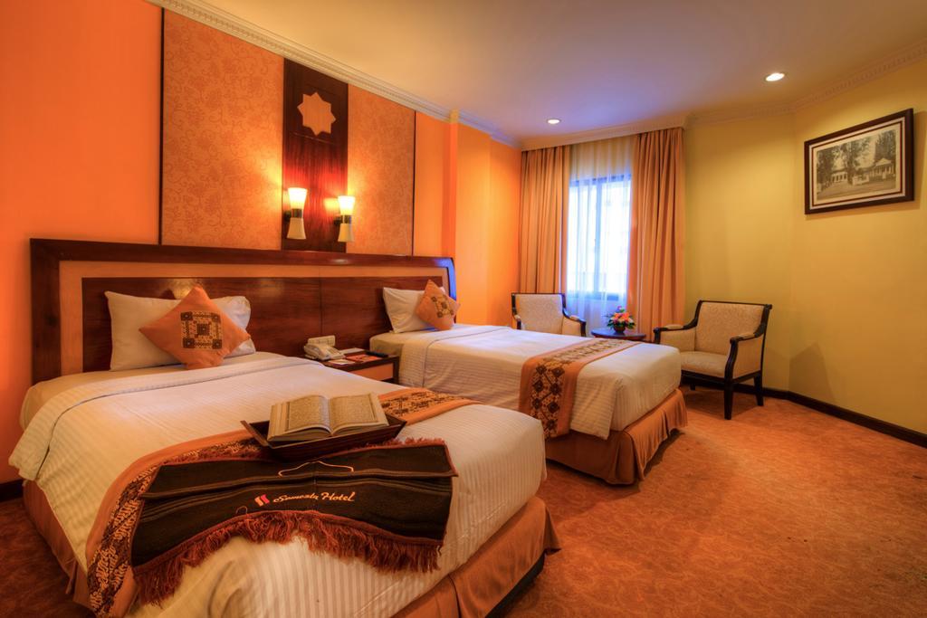 Semesta Heritage Hotel & Convention Semarang Exteriör bild