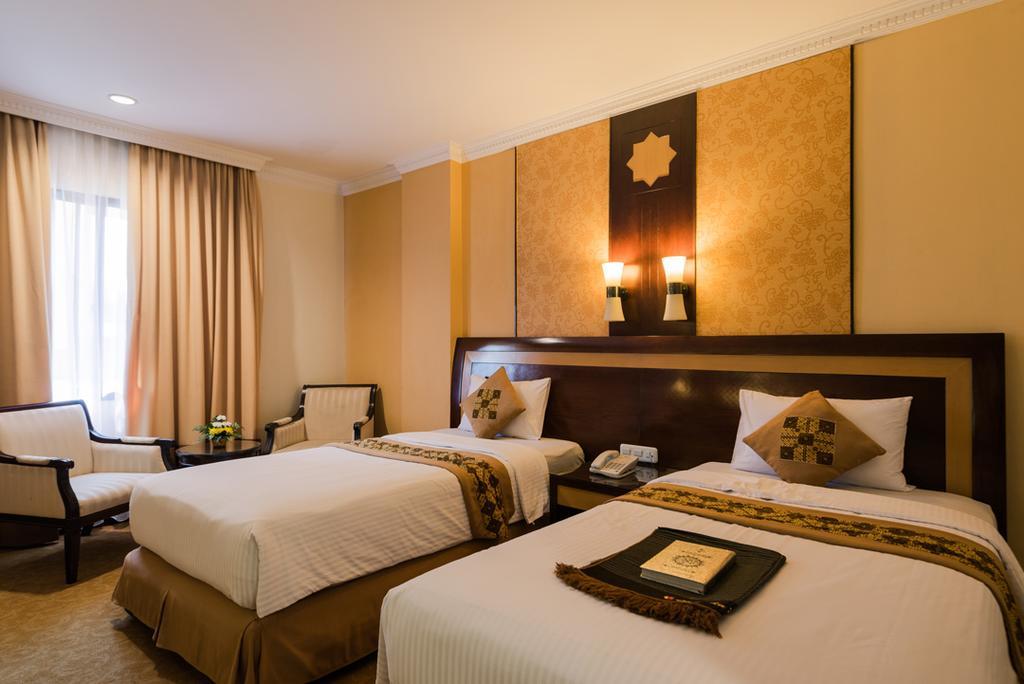 Semesta Heritage Hotel & Convention Semarang Exteriör bild