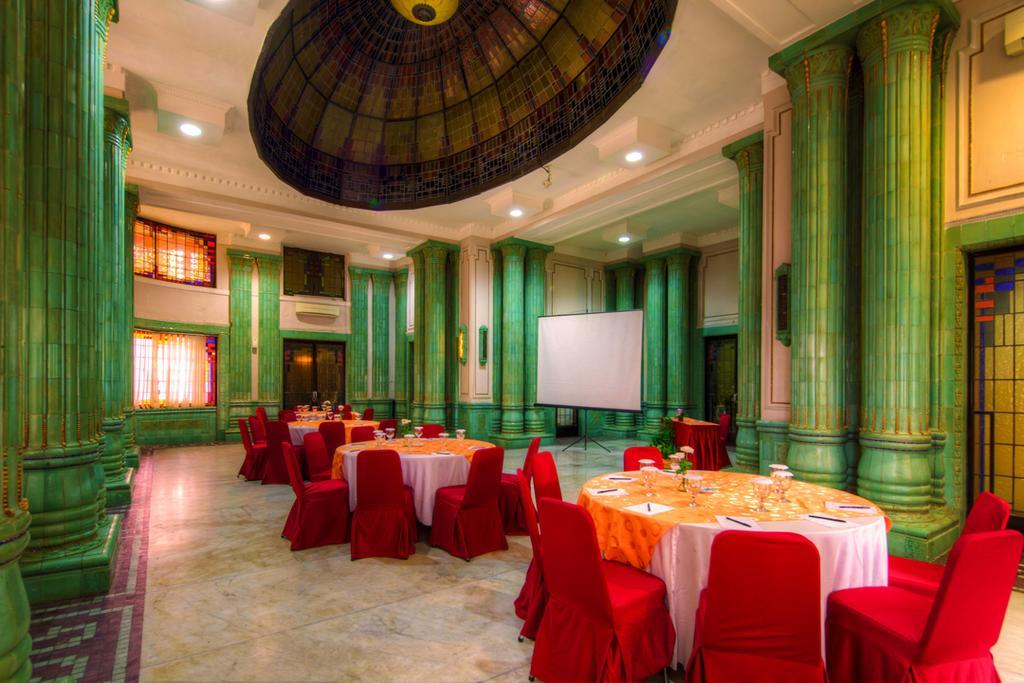 Semesta Heritage Hotel & Convention Semarang Exteriör bild