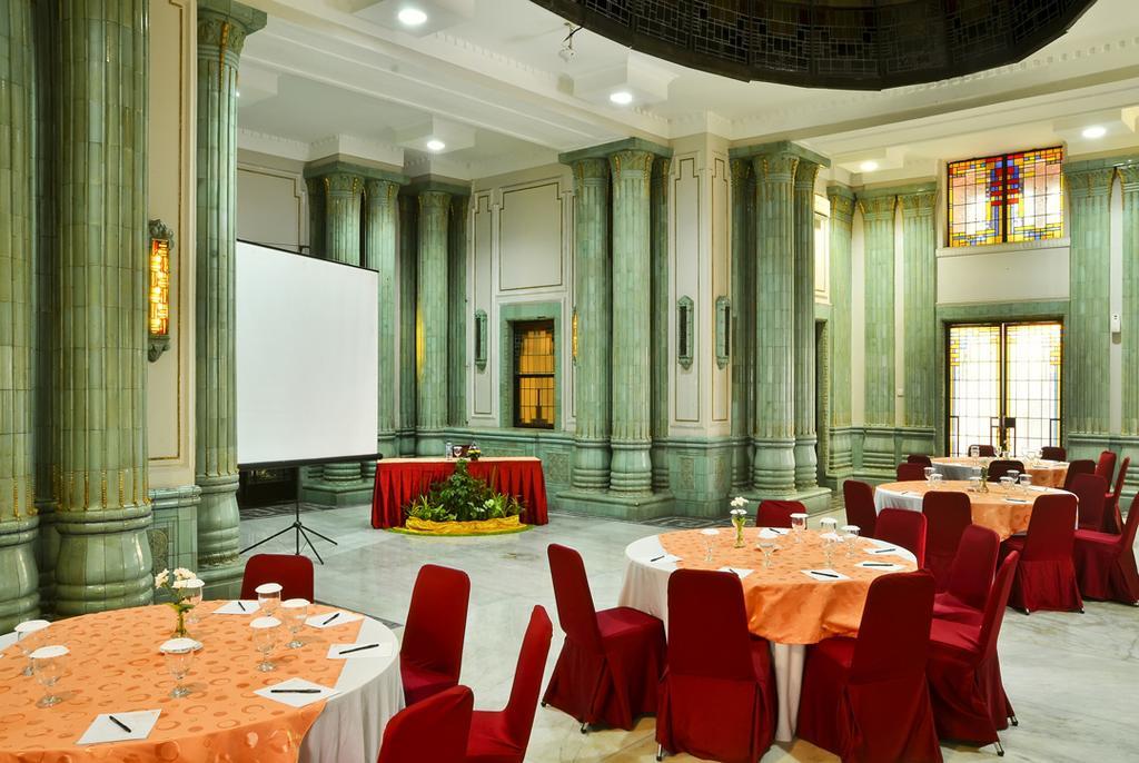 Semesta Heritage Hotel & Convention Semarang Exteriör bild