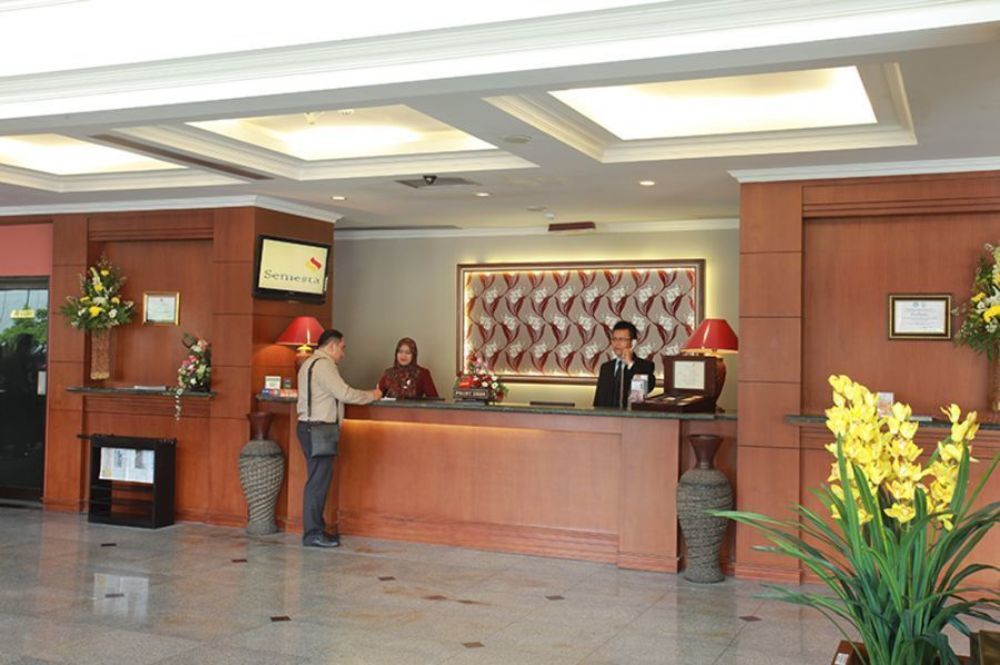 Semesta Heritage Hotel & Convention Semarang Exteriör bild